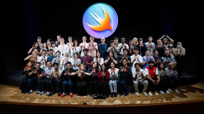 20 Pelajar Indonesia Raih Kemenangan Apple Swift Student Challenge 2025 20 Pelajar Indonesia Raih Kemenangan Apple Swift Student Challenge 2025