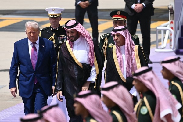Konglomerat AS Dukung Trump di Kunjungan Arab Saudi