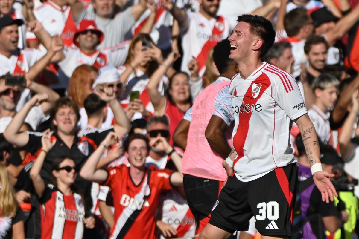 Rebutan 17 Klub! Madrid Tertarik Bintang Muda River Plate