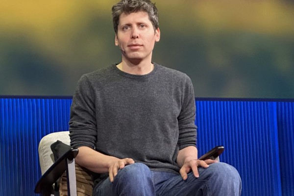 Sam Altman: 7 Perusahaan Teknologi Mengejutkan, dari AI ke Nuklir Sam Altman: 7 Perusahaan Teknologi Mengejutkan, dari AI ke Nuklir