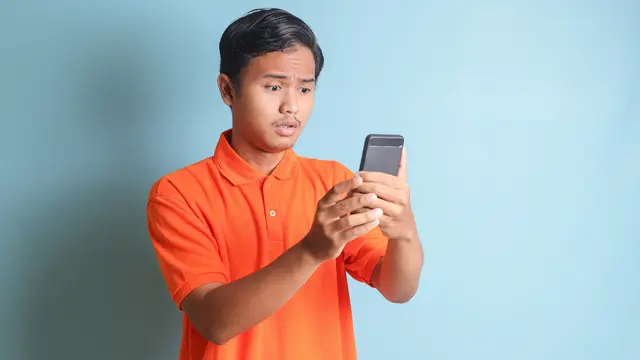 Waspada! Link Saldo Gratis Palsu, Modus Penipuan Online Waspada! Link Saldo Gratis Palsu, Modus Penipuan Online