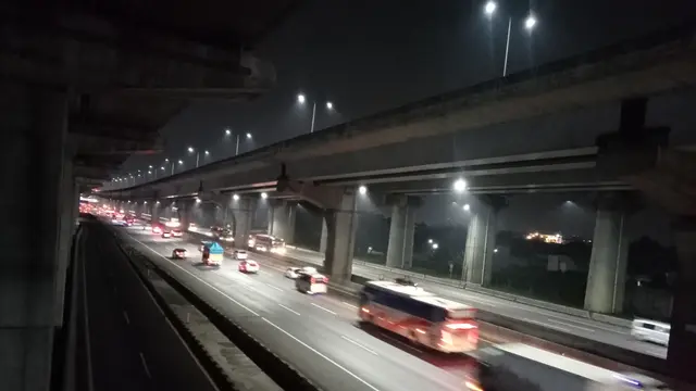 Kabut_Tipis_Bekasi-Depok_BMKG_Ungkap_Penyebabnya_Mirip_Puncak Kabut Tipis Bekasi-Depok: BMKG Ungkap Penyebabnya, Mirip Puncak?