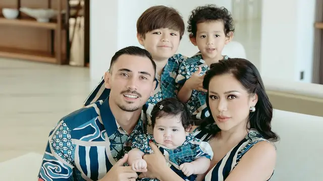 Liburan Mewah: Kado Ulang Tahun Anak Jessica Iskandar