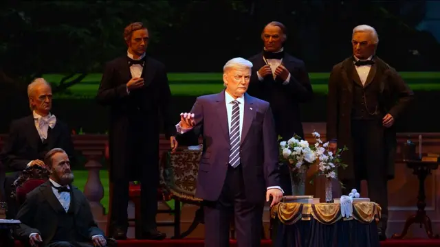 Animatronik_Donald_Trump_Baru_Debut_Spektakuler_di_Disney Animatronik Donald Trump Baru: Debut Spektakuler di Disney